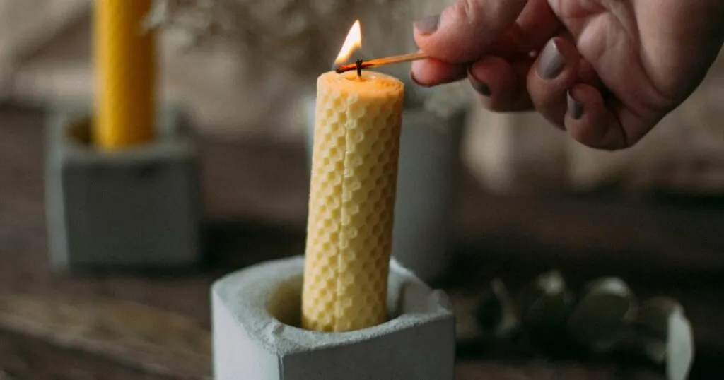 super easy DIY candles