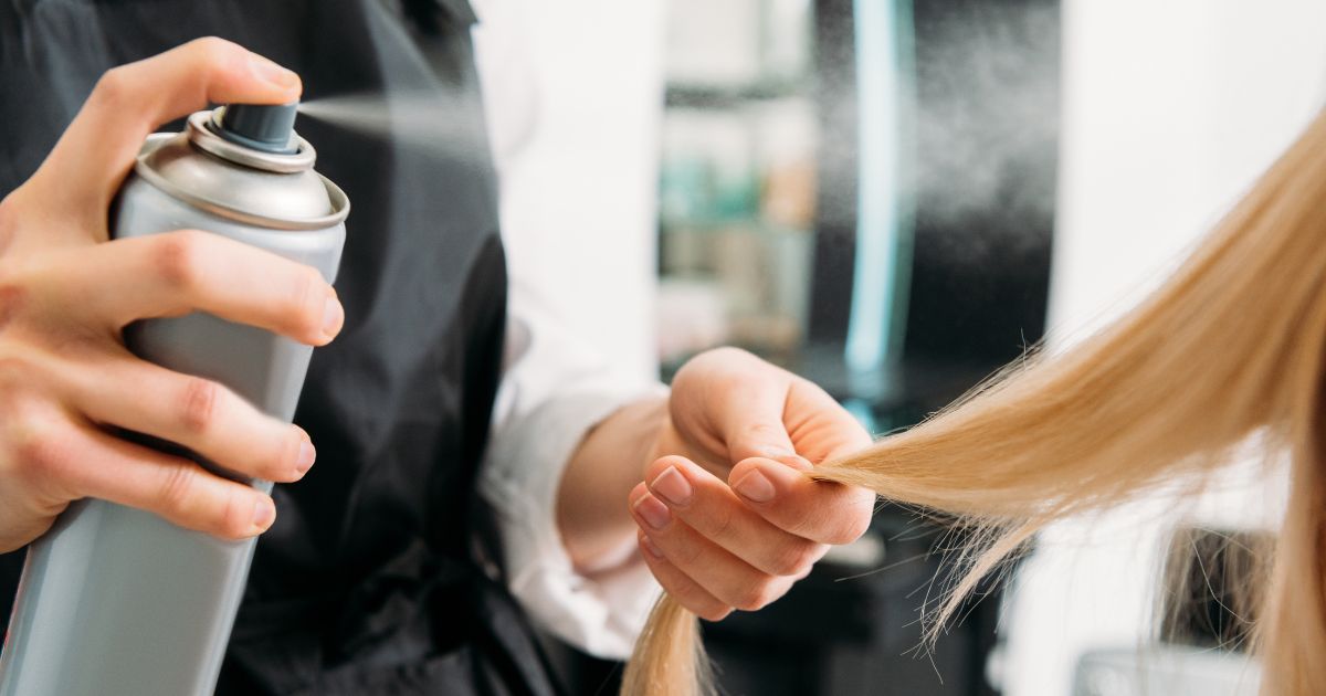 7 Natural DIY Hairspray Recipes for Every Hair Type