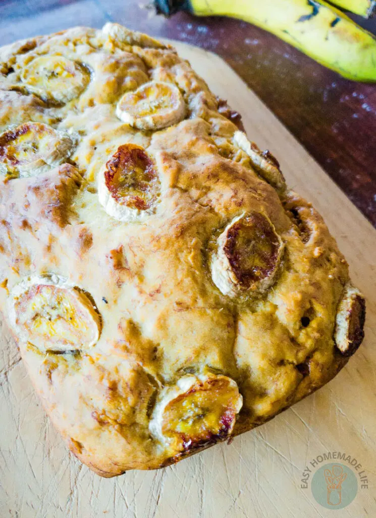 Easy 4Ingredient Banana Bread Recipe (With No Cake Mix)