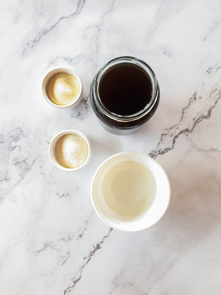 Saiki k-inspired coffee jelly ingredients to make it at home.